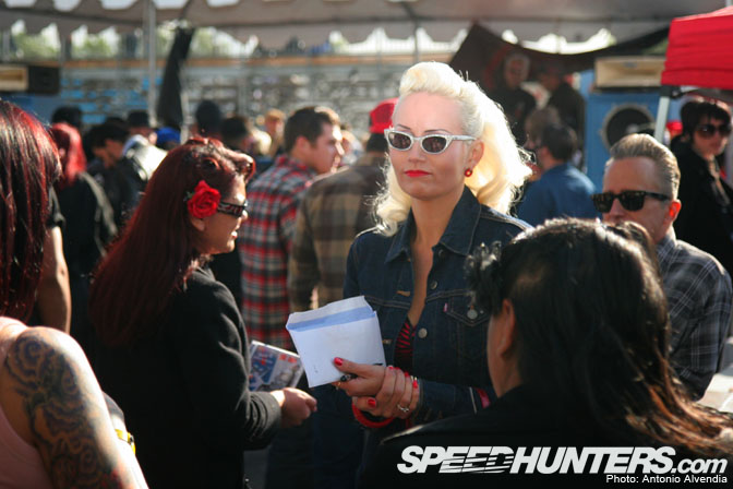 Event>> Miata Meet At Azusa Krispy Kreme