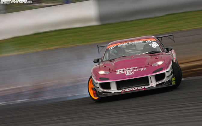Desktops>>r-magic D1gp Rx7 At Fuji Speedway
