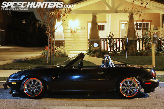 Desktops>> Turbo Tony’s Flamethrower Miata