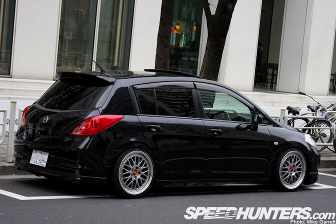 Random Snap>>nissan Tiida + Bbs