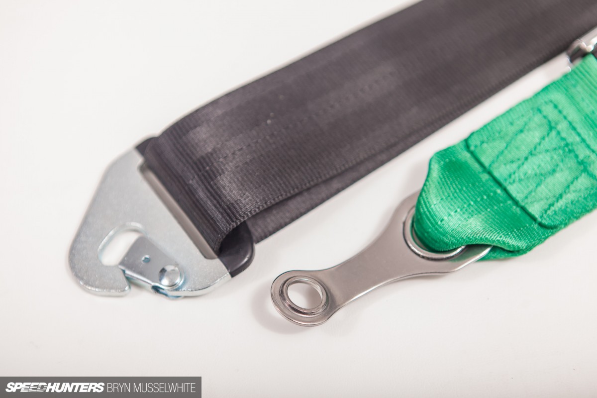 Takata Seats harnesses how to-15