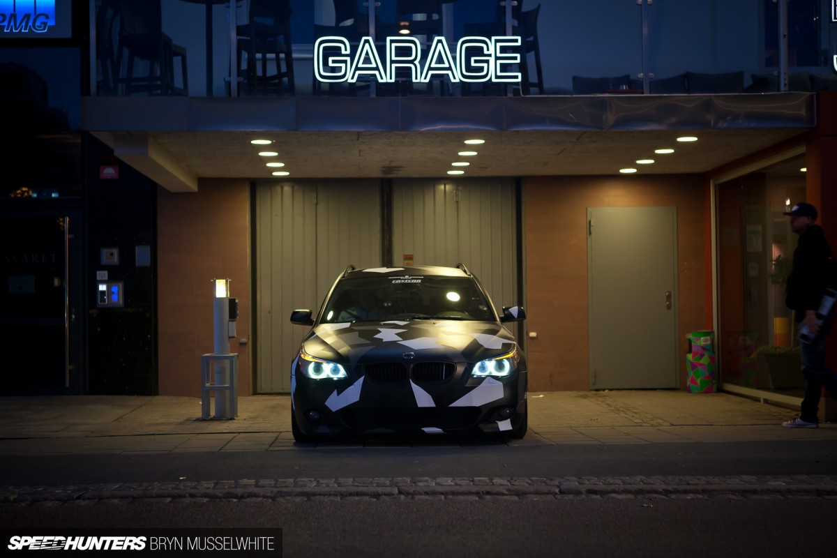 Night cruising street life Elmia Bilsport (31 of 58)