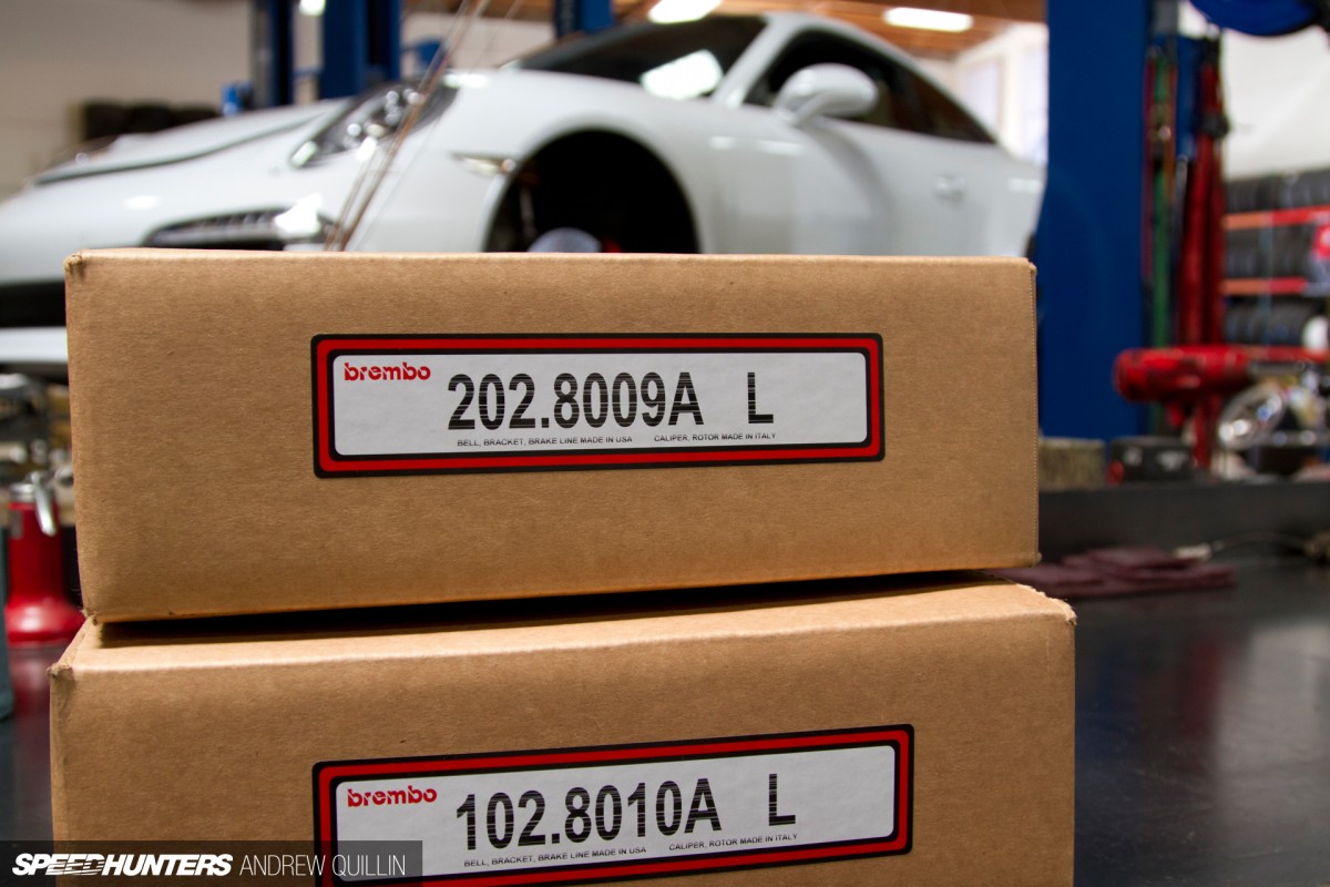 Project_Porsche_991_8700