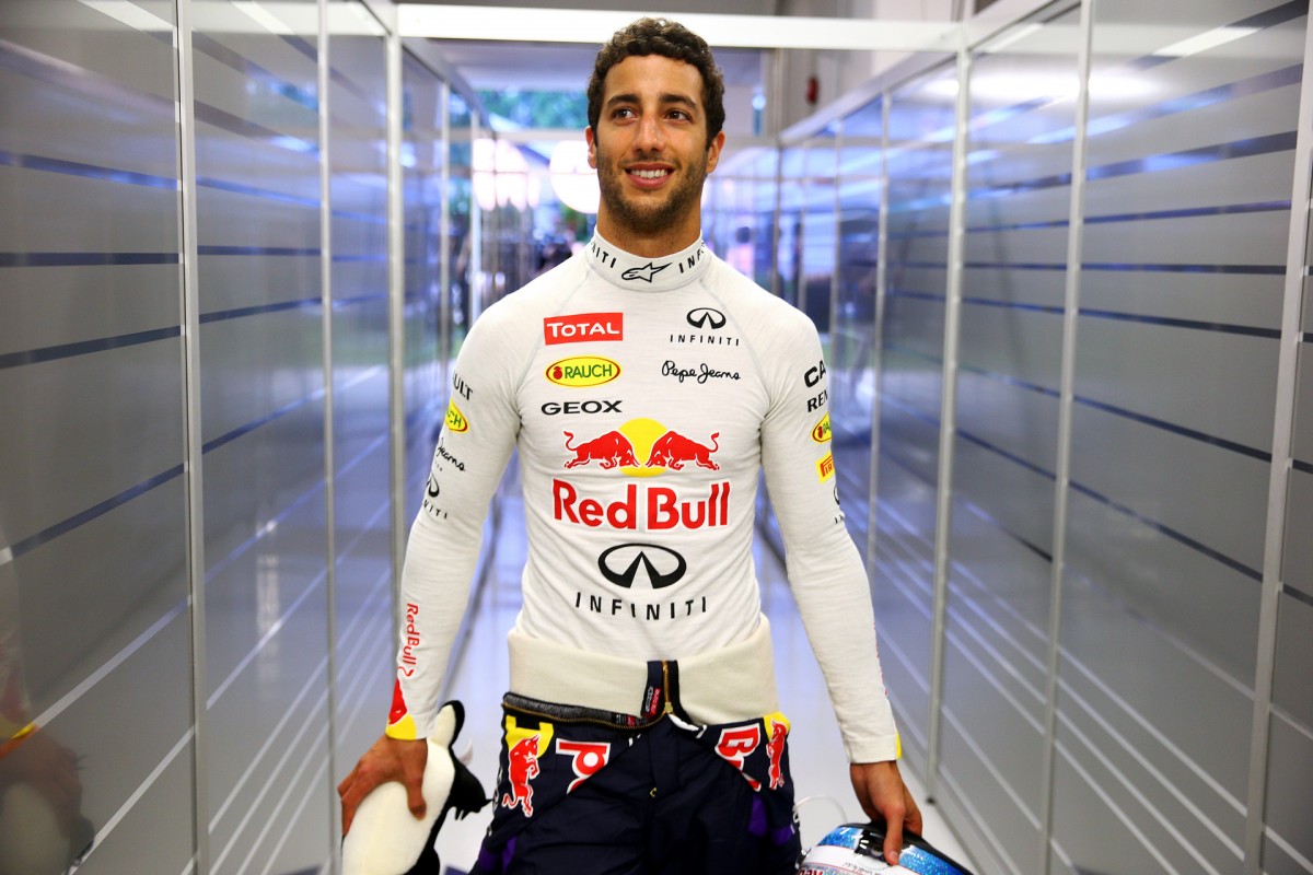 Daniel Ricciardo Answers Your Questions