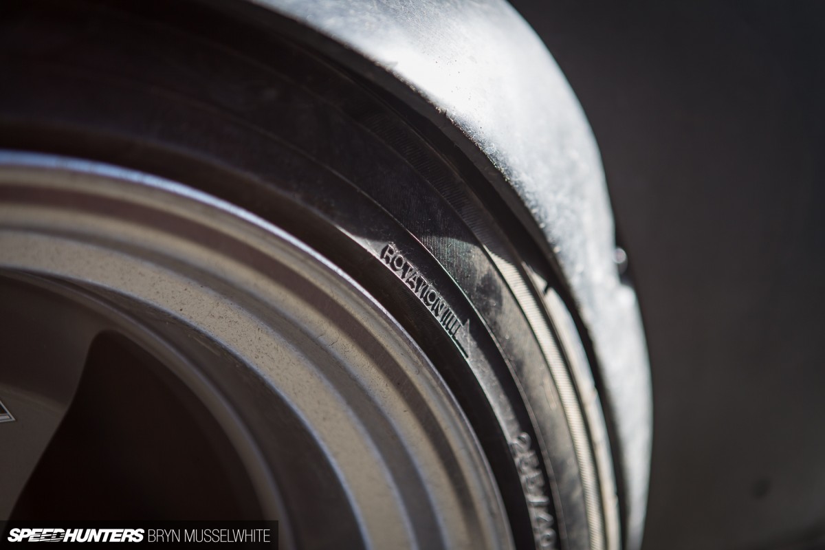 Volvo 240 wagon Rays TE37 (16 of 29)