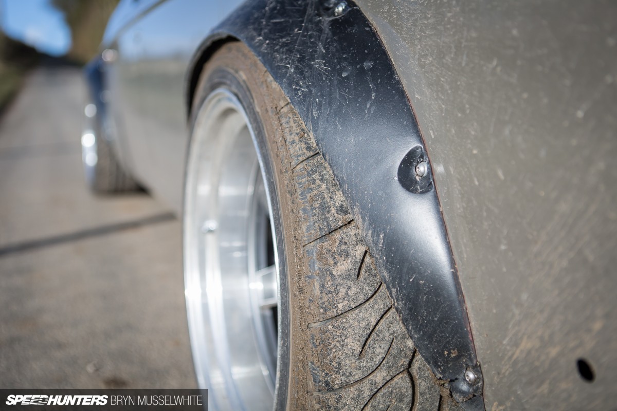 Volvo 240 wagon Rays TE37 (23 of 29)