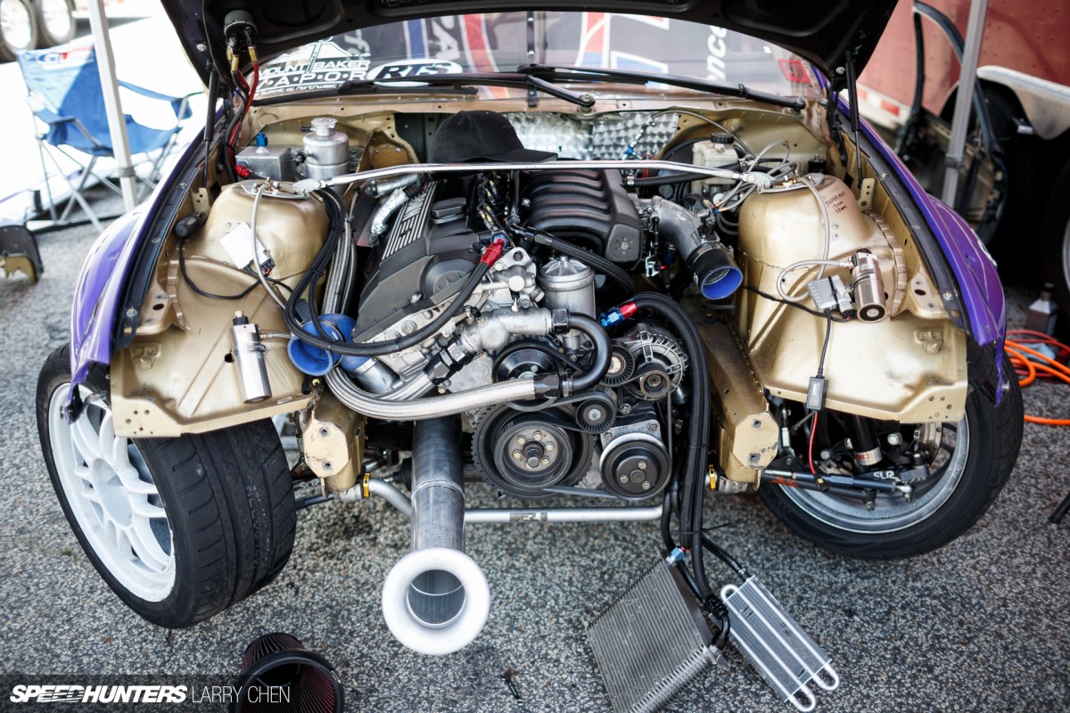 Larry_Chen_Speedhunters_engine_bays_of_Formula_drift_2015-48
