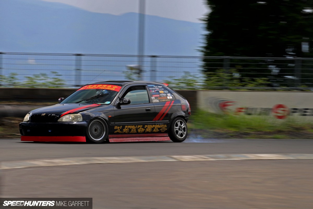 Civic-01