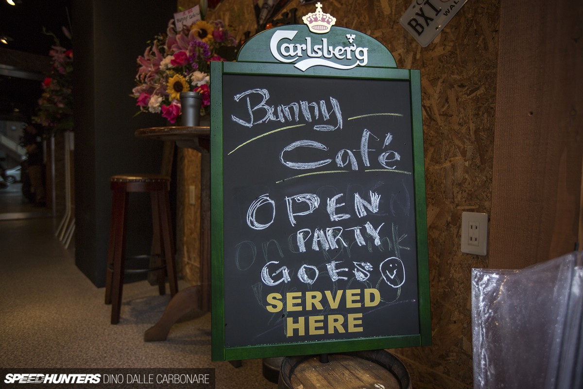 Bunny-Cafe-25