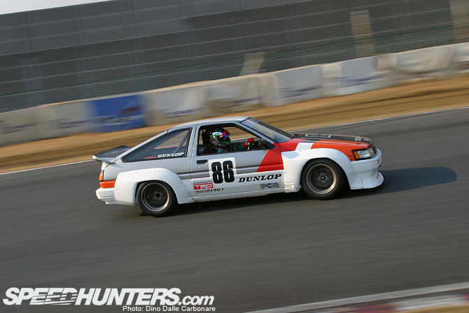 Random Snap>> Trd N2 Ae86 Levin