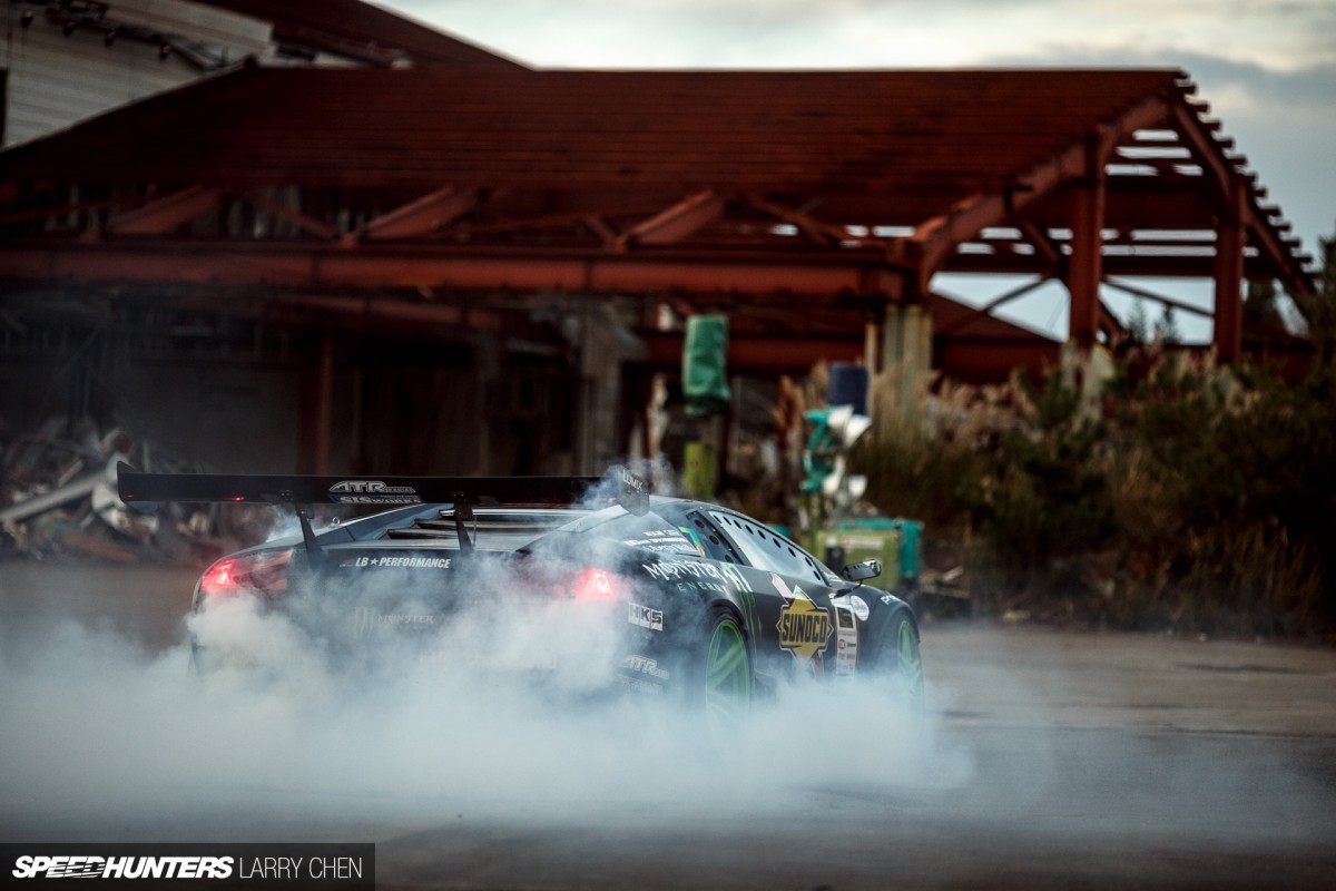 Larry_Chen_Speedhunters_Daigo_saito_drift_lambo_39