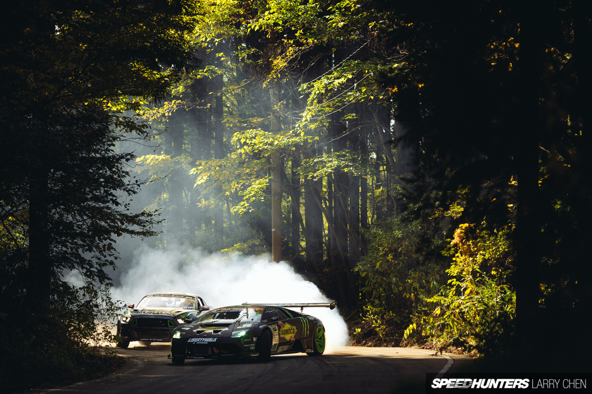Battle Drift: Mustang Vs. Lambo
