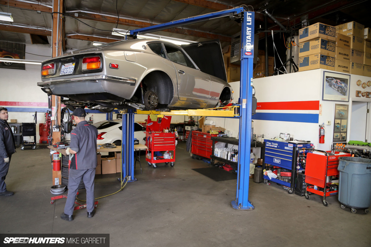 Z-Car-Garage-24 copy
