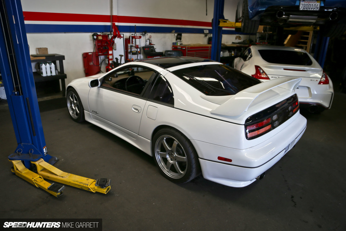 Z-Car-Garage-54 copy