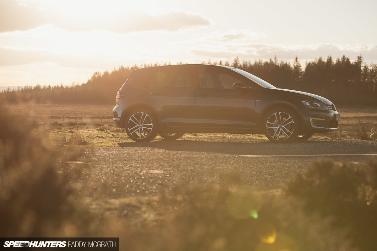 2016 Volkswagen GTE by Paddy McGrath-11