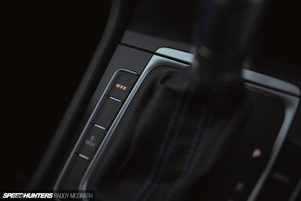 2016 Volkswagen GTE by Paddy McGrath-36