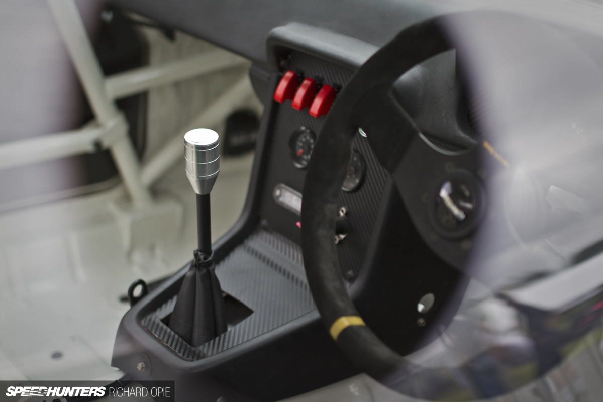 Mazda_RX7_SA22C_13B_Barrett (10)