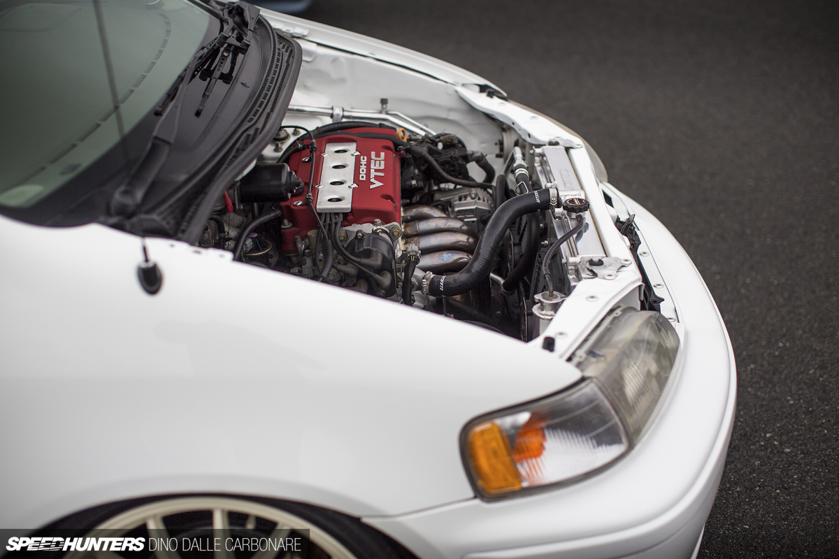 Random Snap: We Like Engine-Swapped Minivans