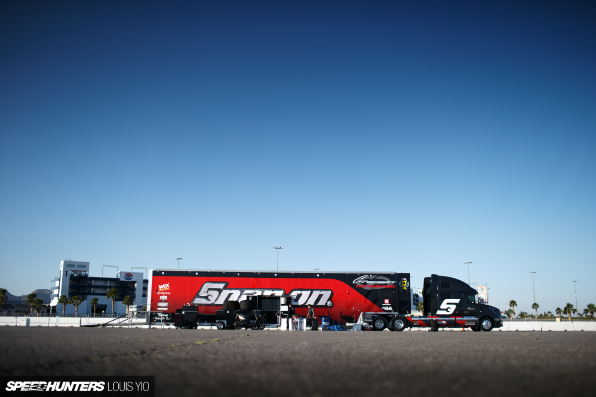 Louis_Yio_2016_Speedhunters_SnapOn_Seat_Swap_07