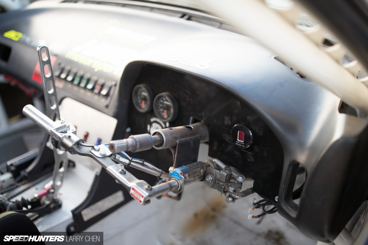 Larry_Chen_2016_Speedhunters_Parsons_Hand_Control_180sx_41