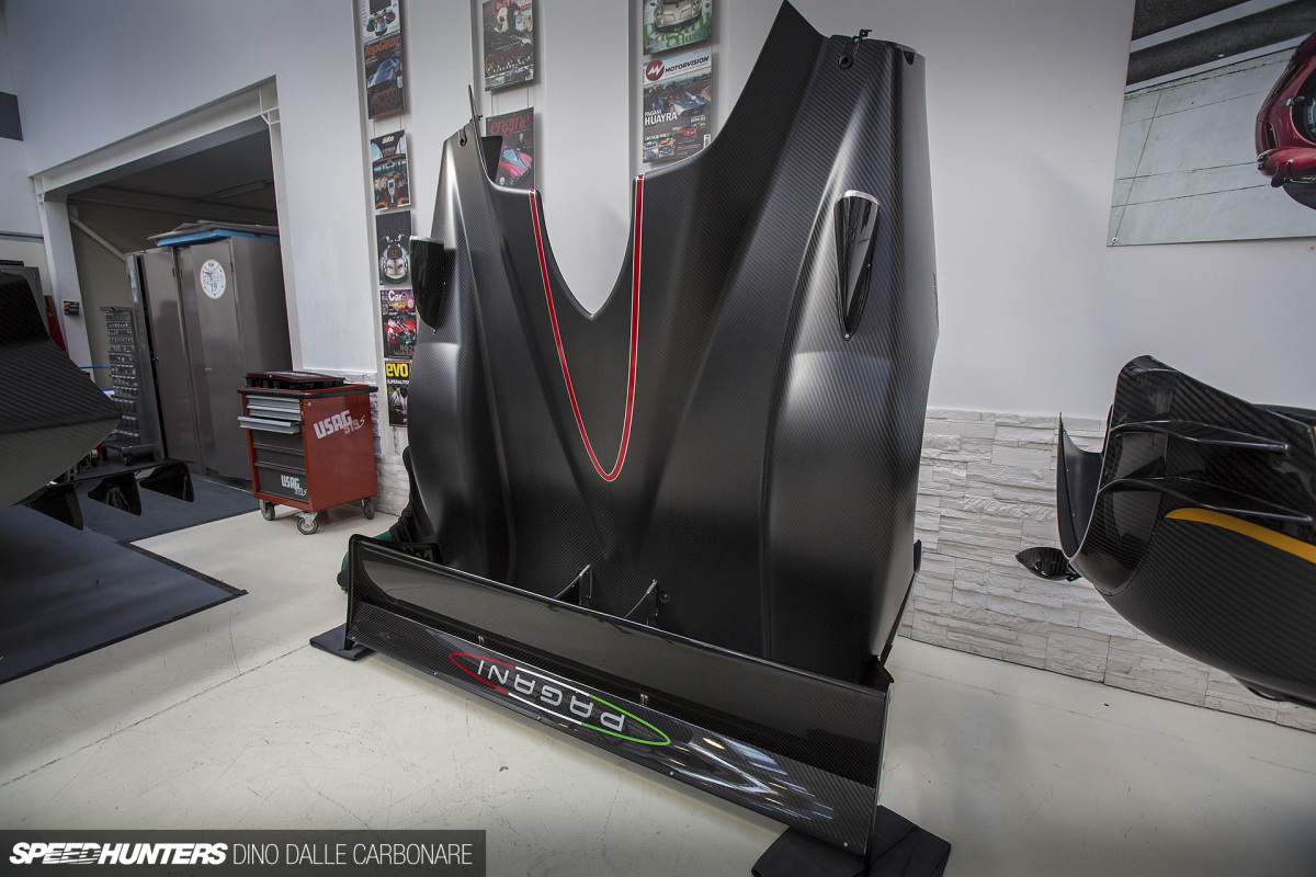 Pagani-Production-Line-14