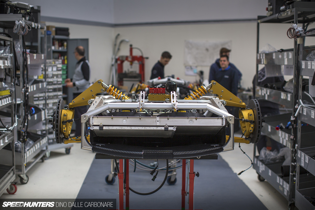 Pagani-Production-Line-21