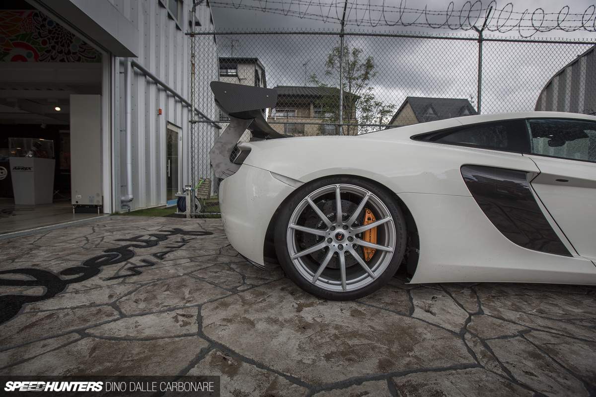 LBW-McLaren-05