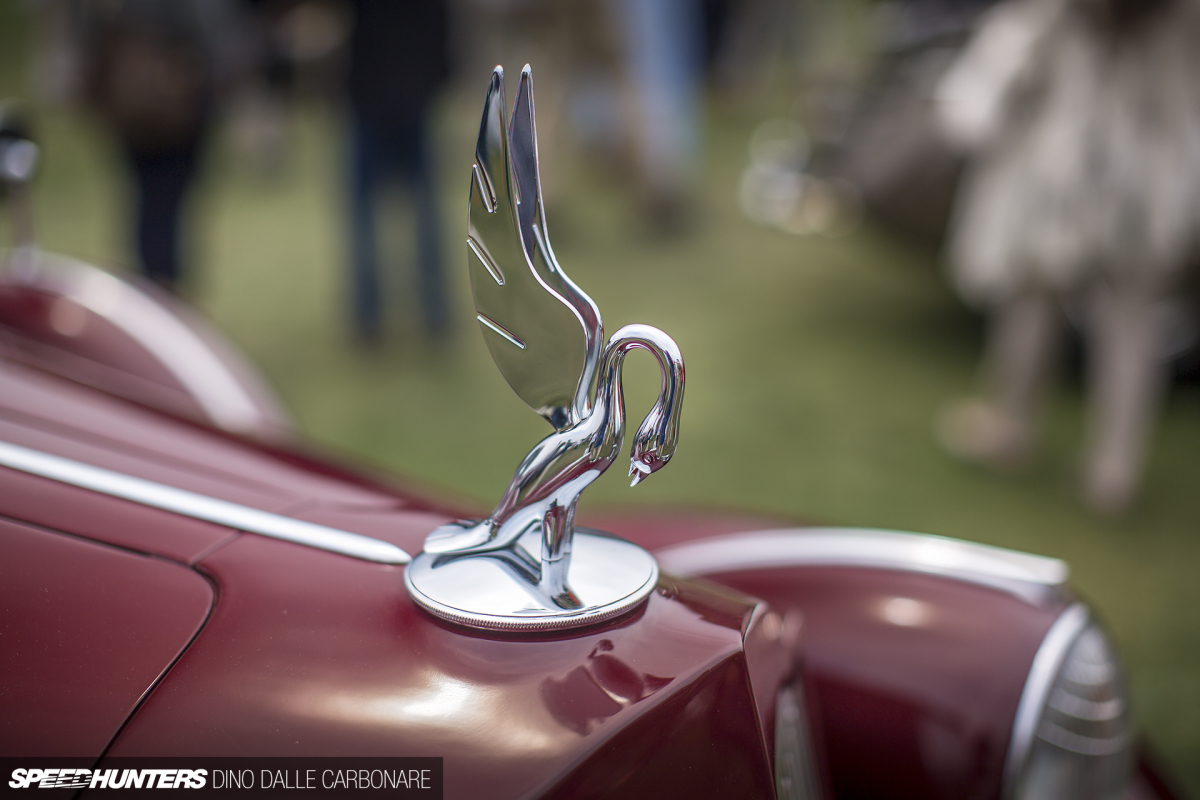 Emblems-Pebble-16-20