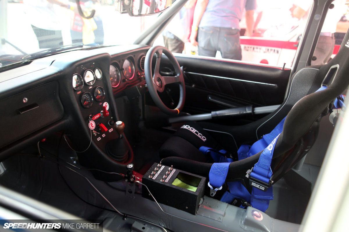 Mazda-R100-09