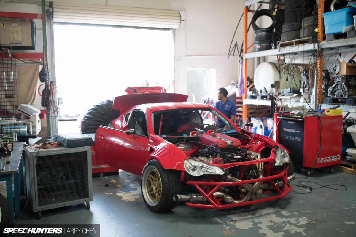 Larry_Chen_Speedhunters_gumout_toyota_ferrari_gt4586-45