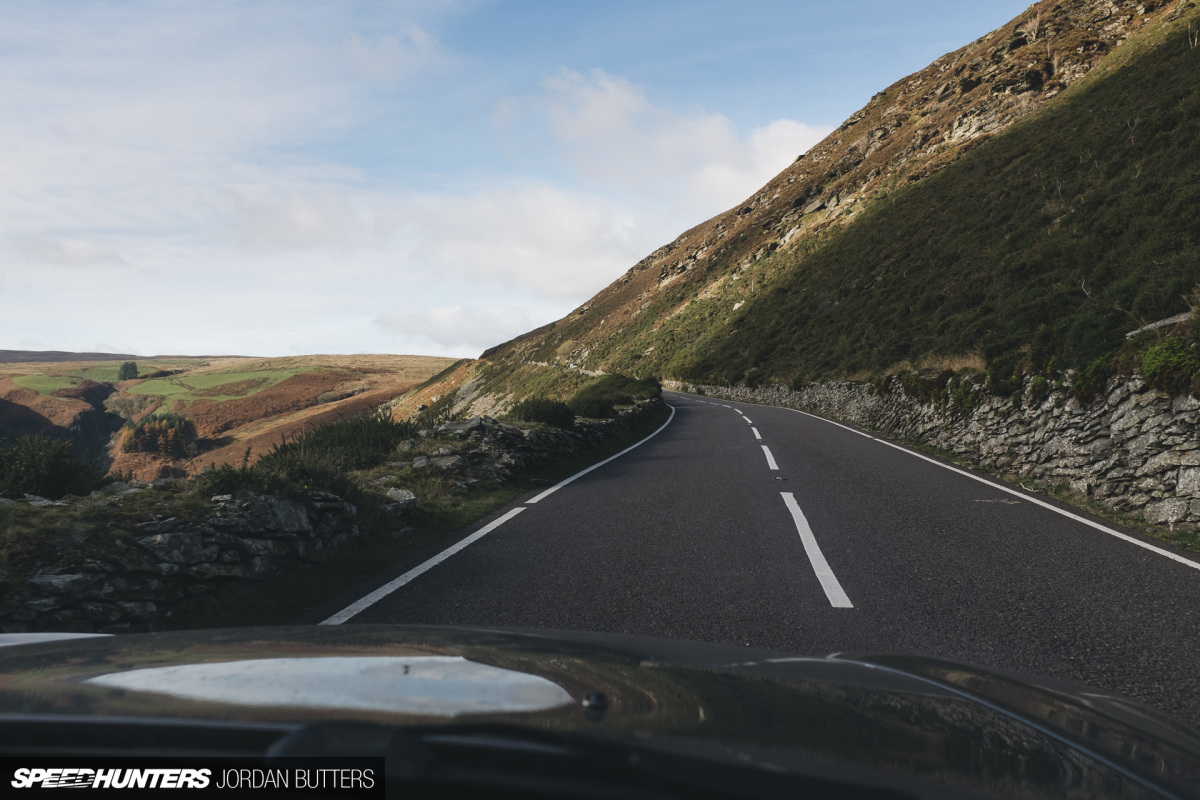 drivingroads-jordanbutters-speedhunters-19