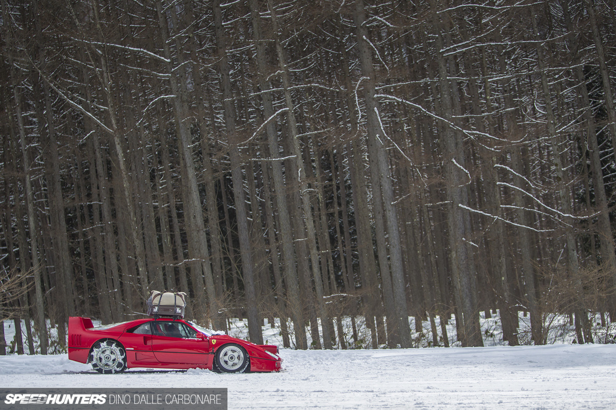 F40-Ski-RedBull-Dino-37