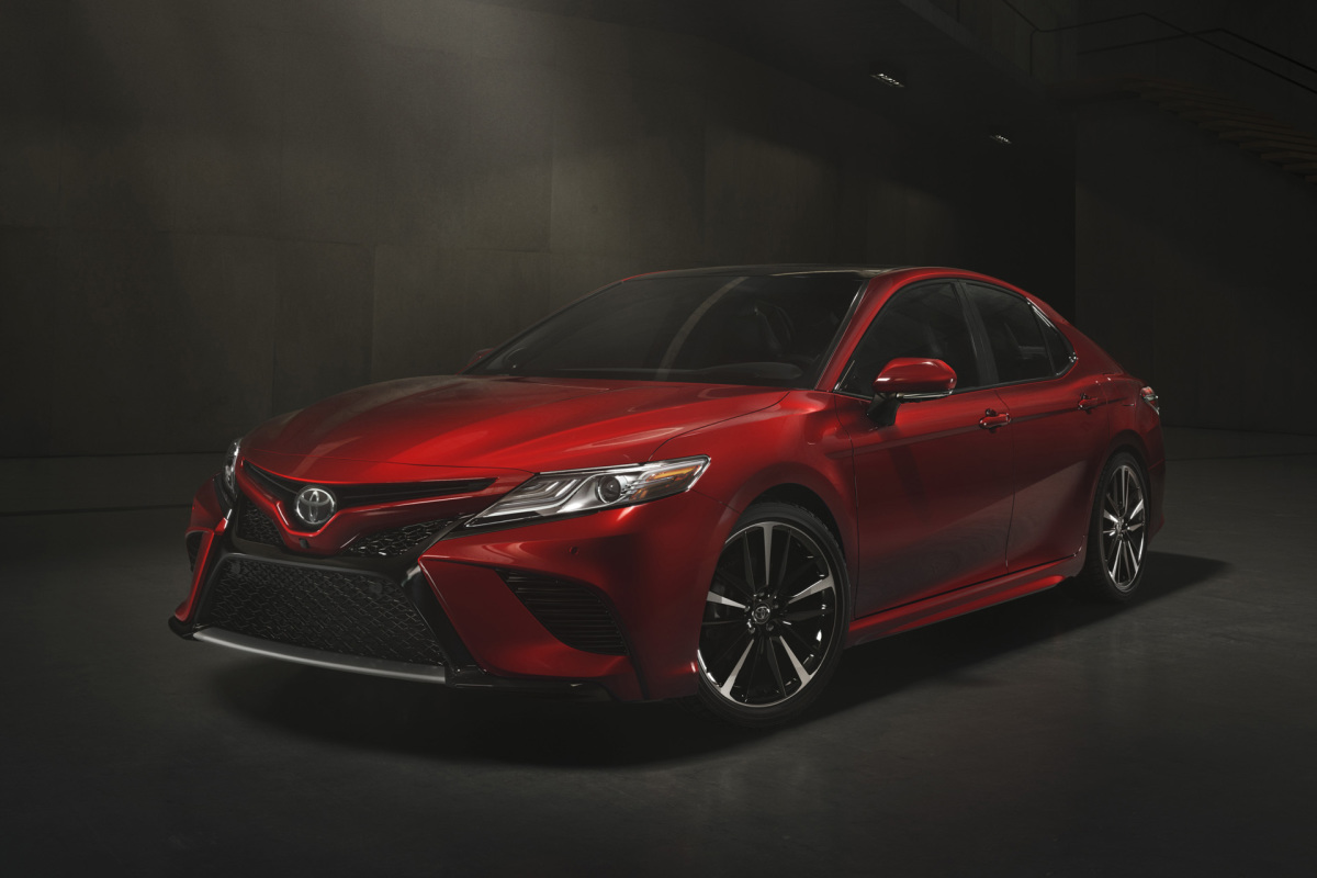 2018-Toyota-Camry-06
