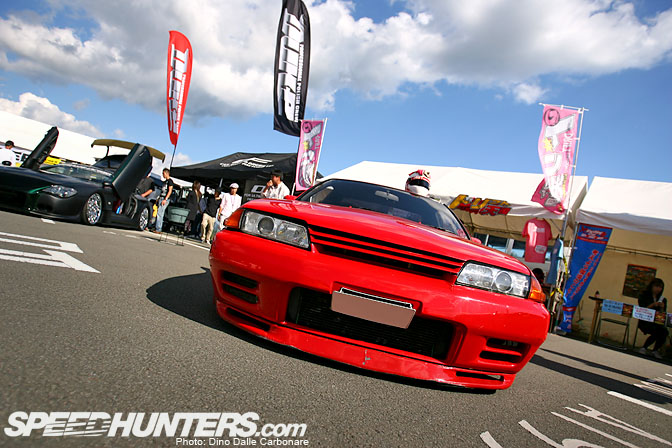 Desktops >> Doriten R32 Skyline Gt-r
