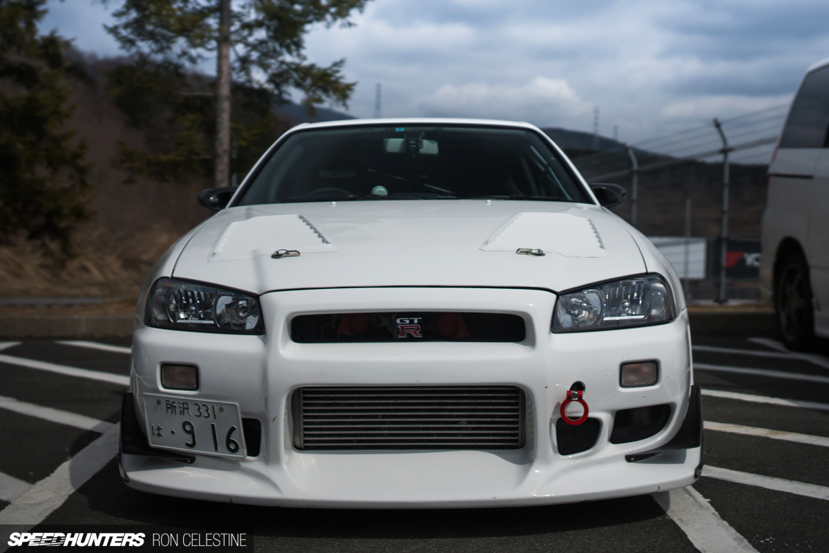 SH_Ron_Celestine_Skyline_BNR34_GT-R_0
