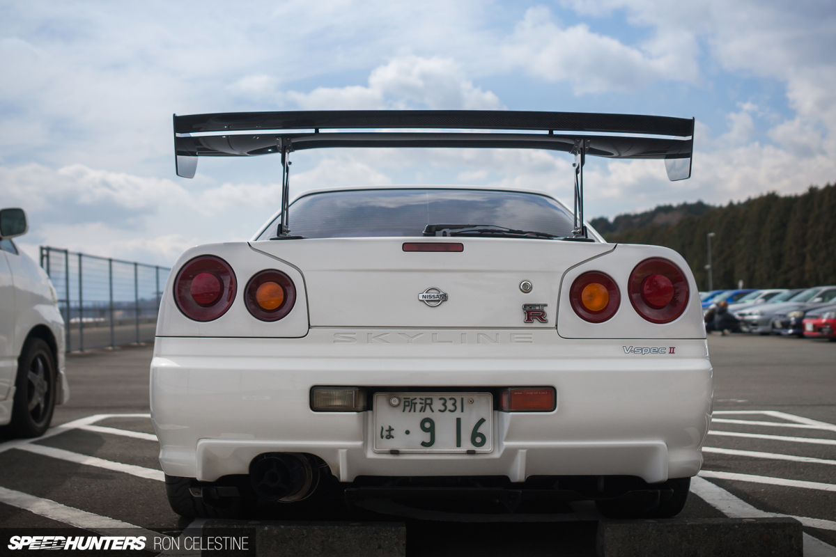 SH_Ron_Celestine_Skyline_BNR34_GT-R_1