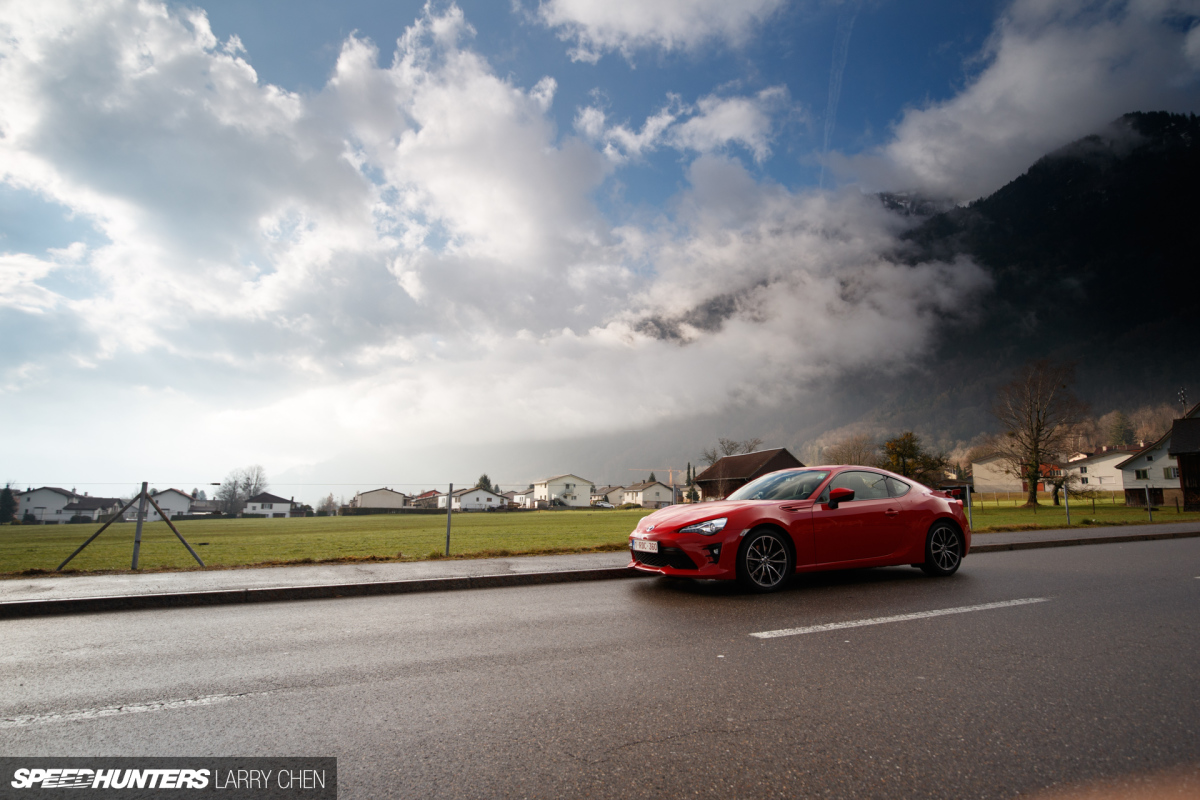 Larry_Chen_Speedhunters_Geneva_show_2017_toyota86_drive_48