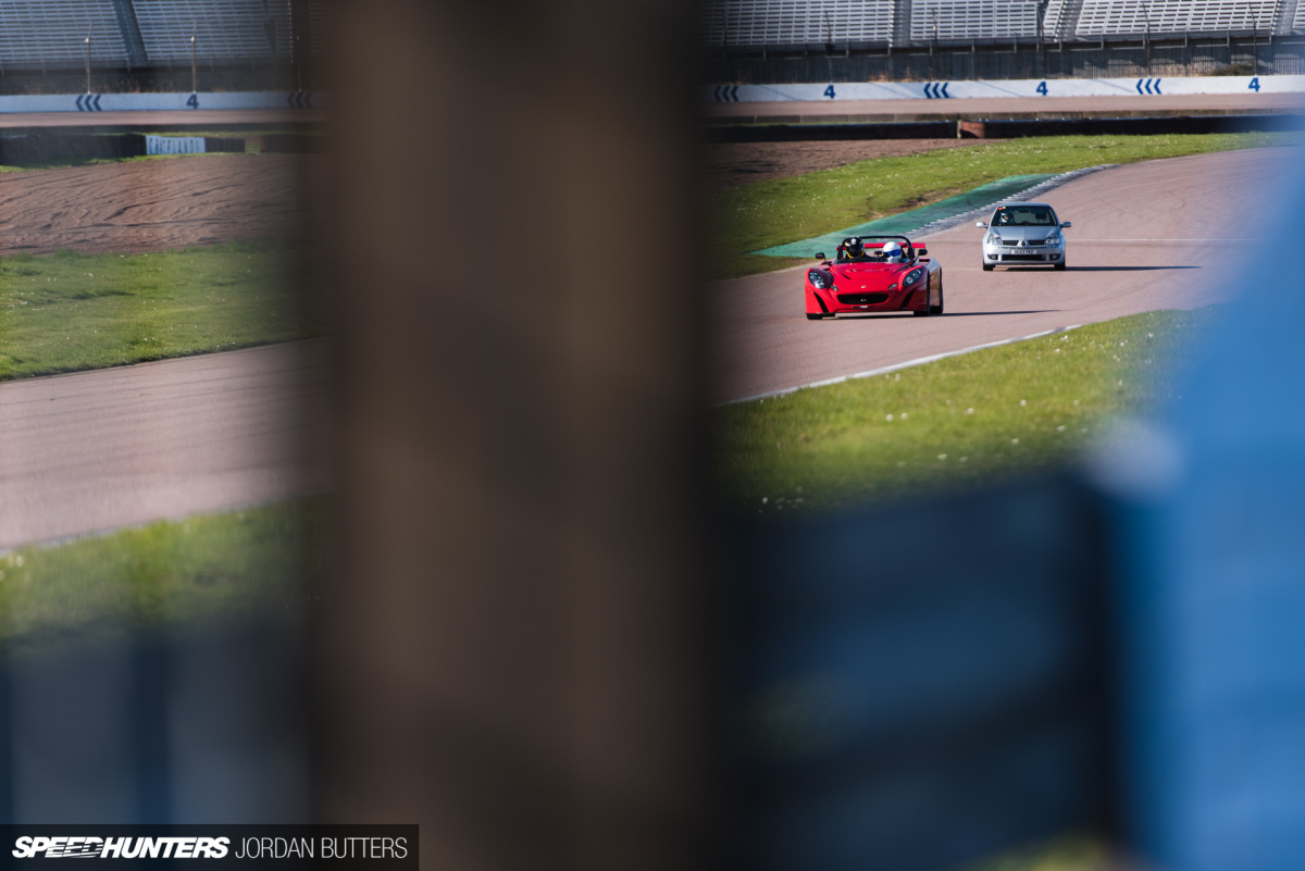 trackaddict-rockingham-2017-jordanbutters-speedhunters-70