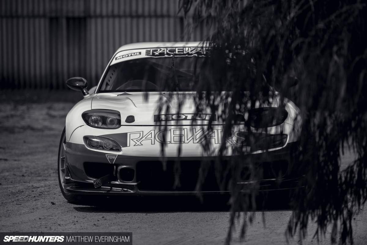 LFXX_RX7_MatthewEveringham_Speedhunters55
