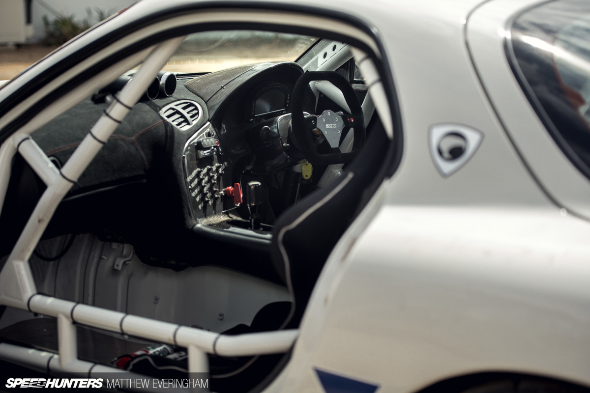 LFXX_RX7_MatthewEveringham_Speedhunters3