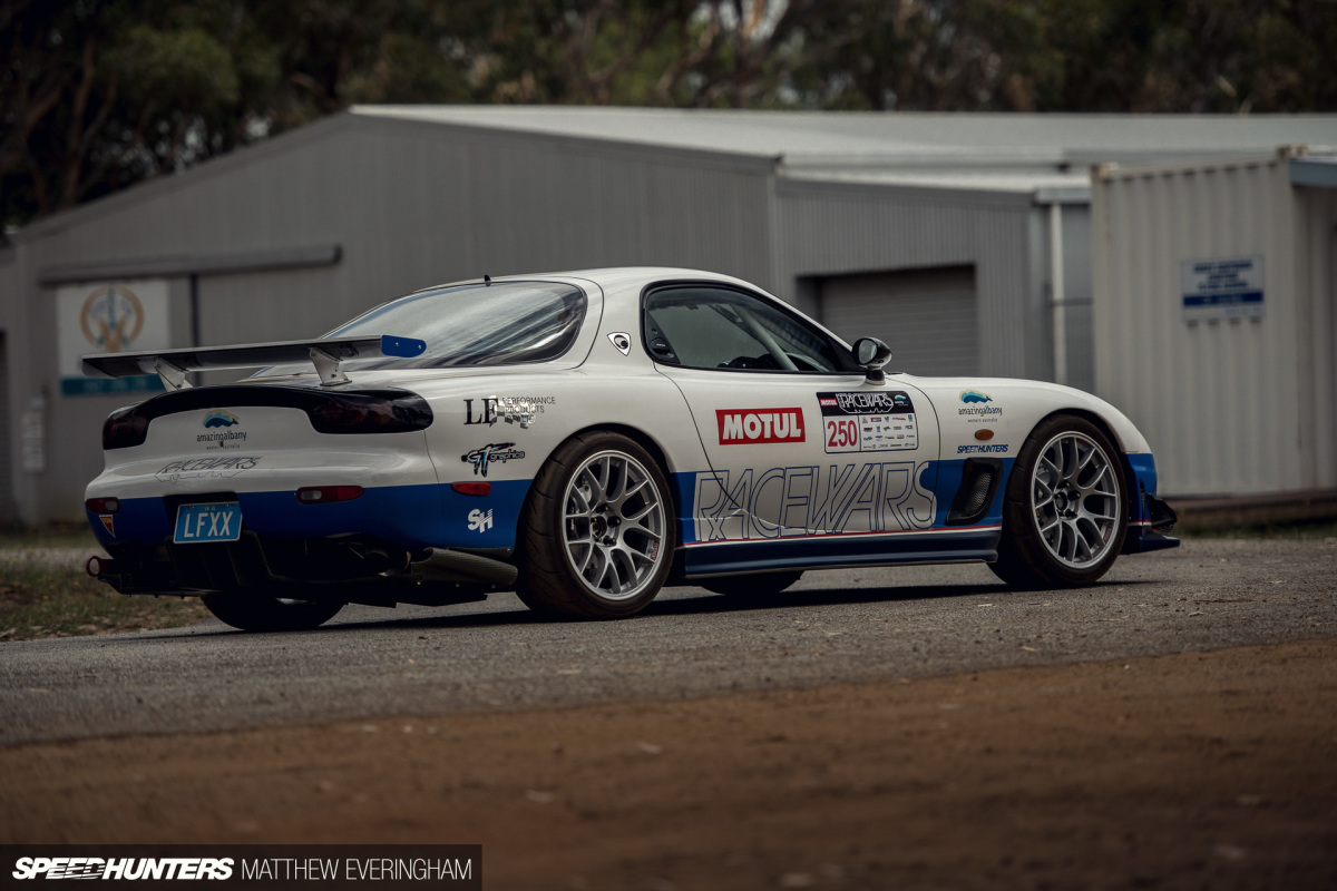 LFXX_RX7_MatthewEveringham_Speedhunters8