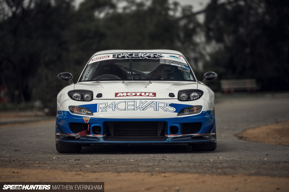 LFXX_RX7_MatthewEveringham_Speedhunters10