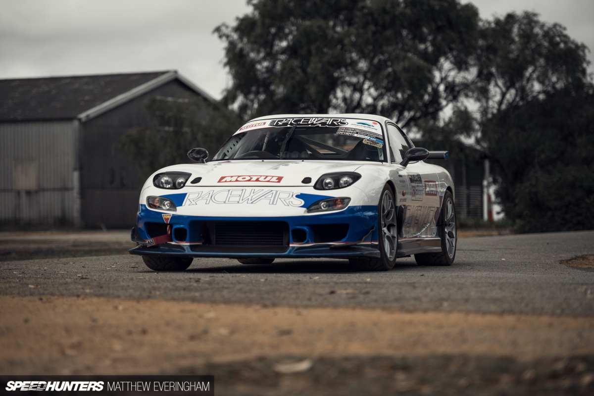 LFXX_RX7_MatthewEveringham_Speedhunters12