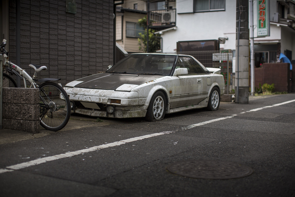 Your Heart Will Cry: An Abandoned MR2 In Tokyo