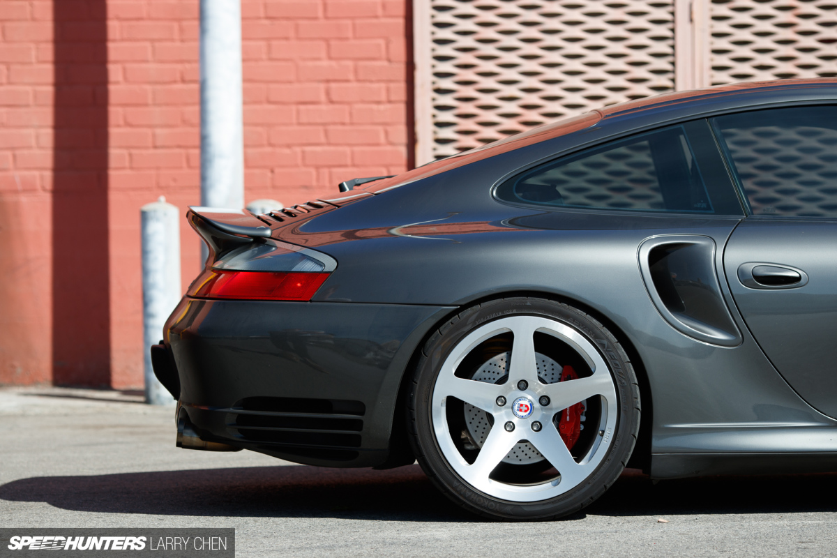 Larry_Chen_Speedhunters_porsche_996tt_part3_2017_11