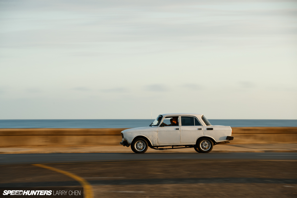 Larry_Chen_Speedhunters_havana_cuba_car_spotting_38