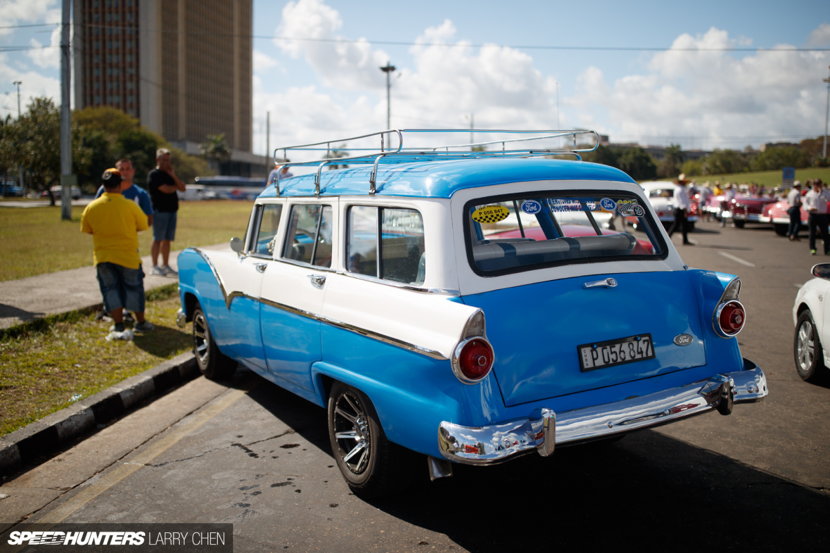 Larry_Chen_Speedhunters_havana_cuba_car_spotting_79