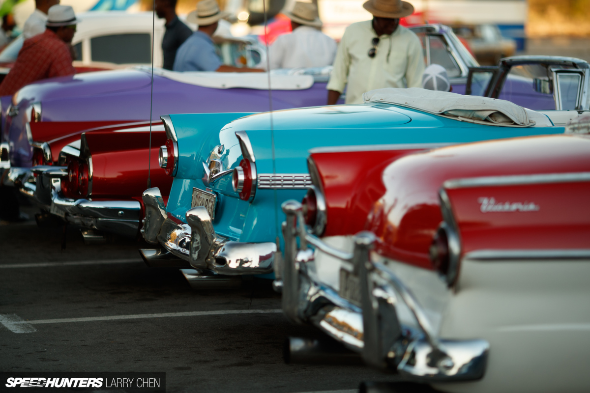 Larry_Chen_Speedhunters_havana_cuba_car_spotting_98