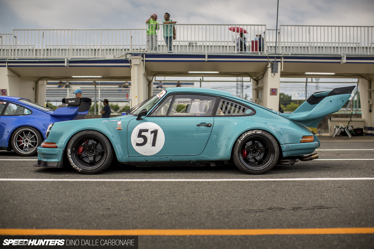 Fusing Iconic Lines: A Unique RWB Creation