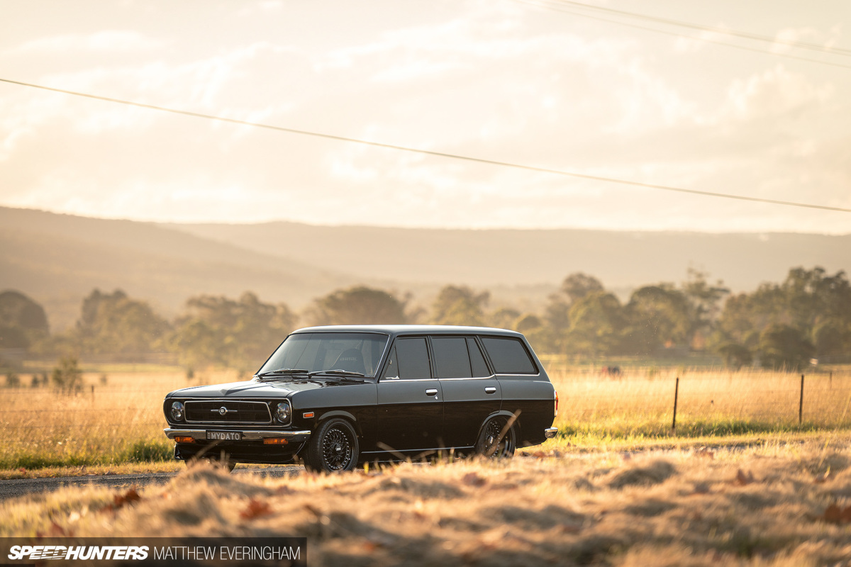 BlackDatsunUte_MatthewEveringham_Speedhunters_ (2)